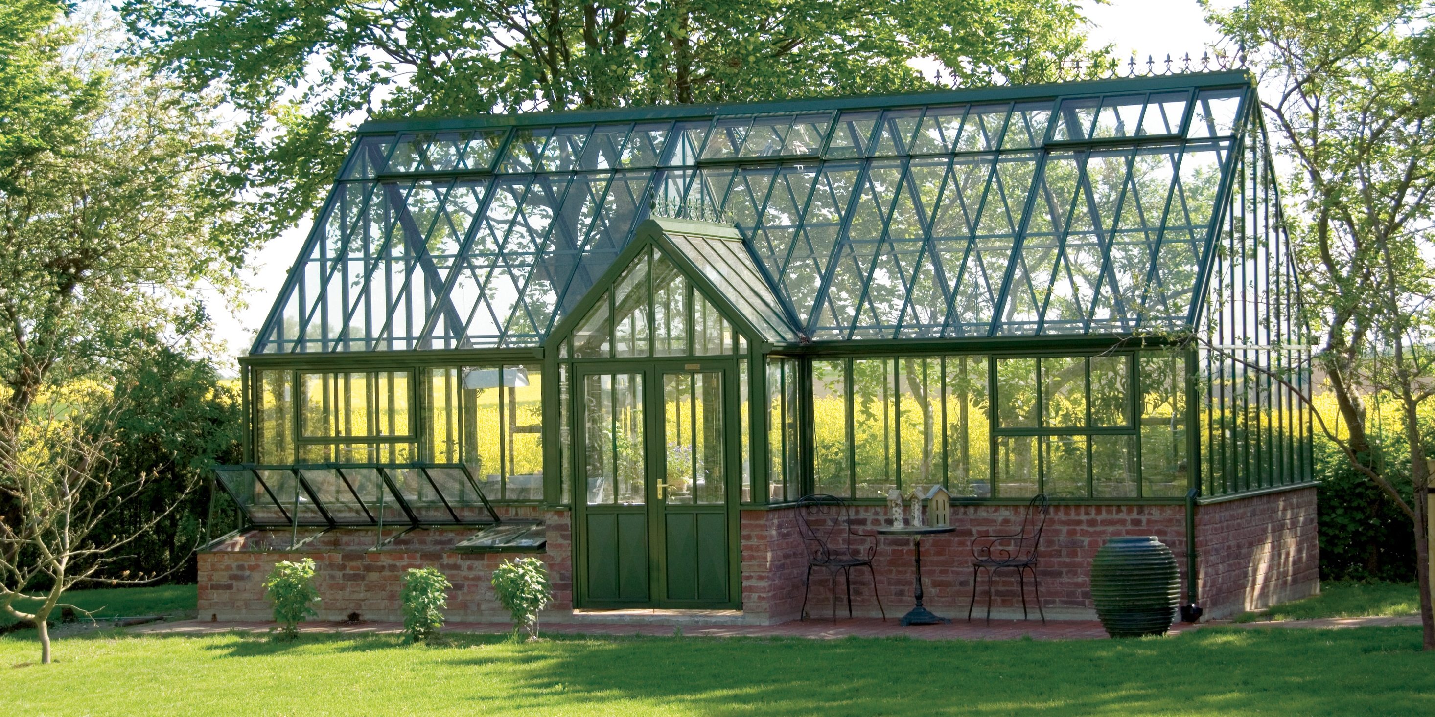 Victorian Manor Glasshouse 27 by 13.5 ft by Hartley Botanic